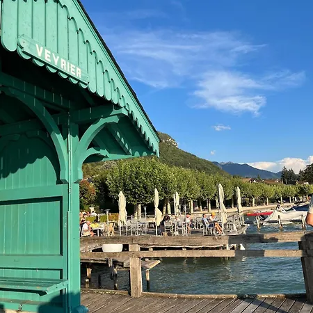 Familial Hyper Bien Situe Annecy